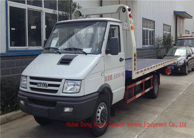 China Caminhão de reboque do Wrecker do motor diesel de IVECO, caminhão da recuperação da divisão do leito fornecedor