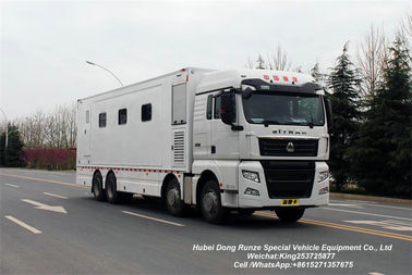 China Caminhão de acampamento móvel exterior de SITRAK com a camionete de alojamento da sala de visitas fornecedor