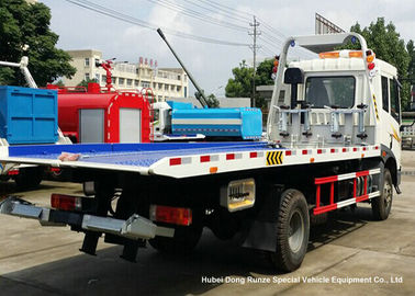 China Incline o caminhão de reboque do Wrecker do leito da bandeja, levantamento do caminhão 2700Kg da recuperação do veículo de estrada fornecedor