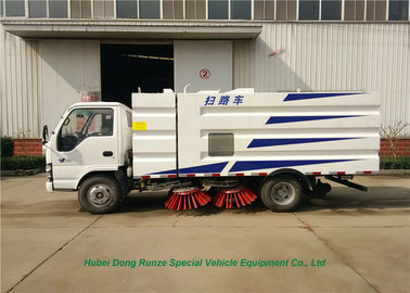 China Caminhão exterior da vassoura de estrada de Isuzu do vácuo/veículo urbano da limpeza da estrada da rua fornecedor