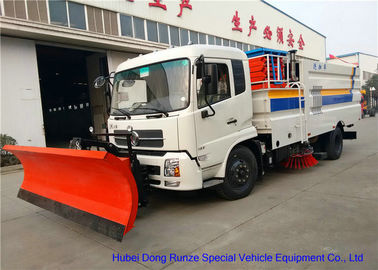 China O caminhão de lavagem da rua Multifunction com hidráulico Scissor Manlift/escovas da pá fornecedor