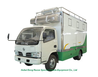 China Caminhão de cozinha 4x2/4x4 móvel de DFAC RHD/LHD para o alimento que cozinha e que vende fornecedor